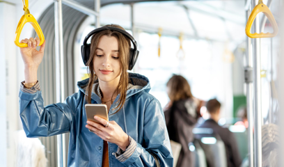 How to build an online community in 2023